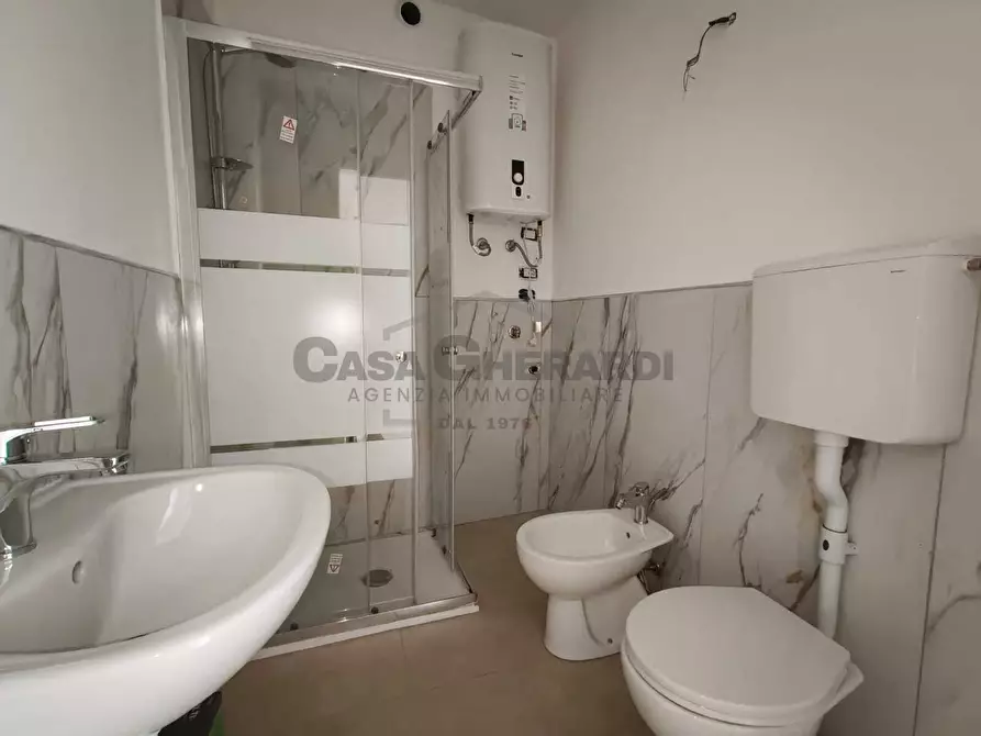 Immagine 18 di Bilocale in vendita  in Via Vittorio Emanuele II a Ponte San Pietro