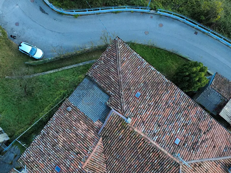 Immagine 24 di Rustico / casale in vendita  a Val Brembilla