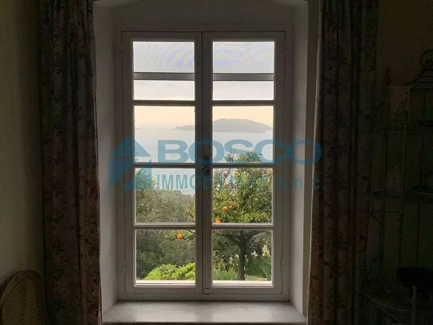 Immagine 8 di Villa in vendita  in La Serra a Lerici