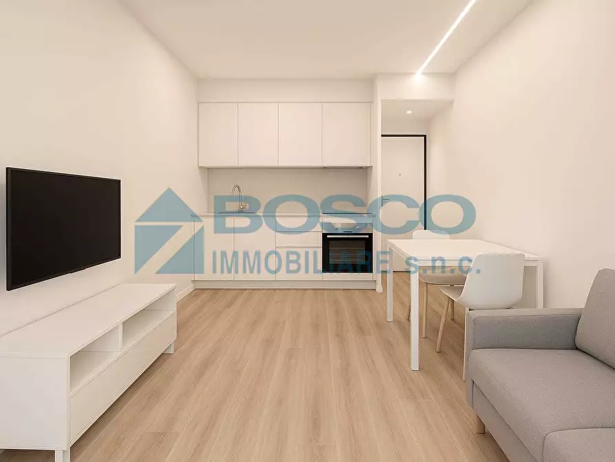 Immagine 3 di Trilocale in vendita  in Via Giuseppe Mazzini 4 a Lerici