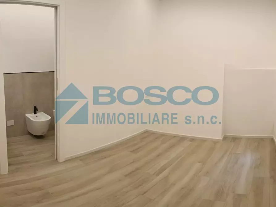 Immagine 10 di Trilocale in vendita  in Via Giuseppe Mazzini 4 a Lerici