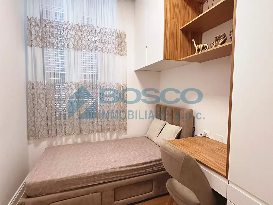 Immagine 30 di Pentalocale in vendita  in Piazza Garibaldi a La Spezia