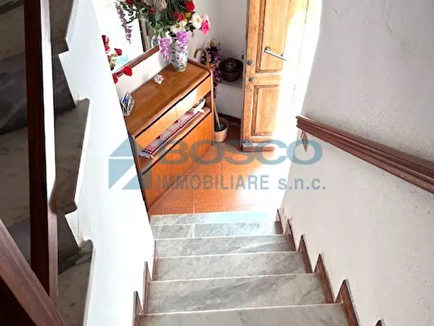 Immagine 14 di Pentalocale in vendita  in via Pezzi Grandi a La Spezia