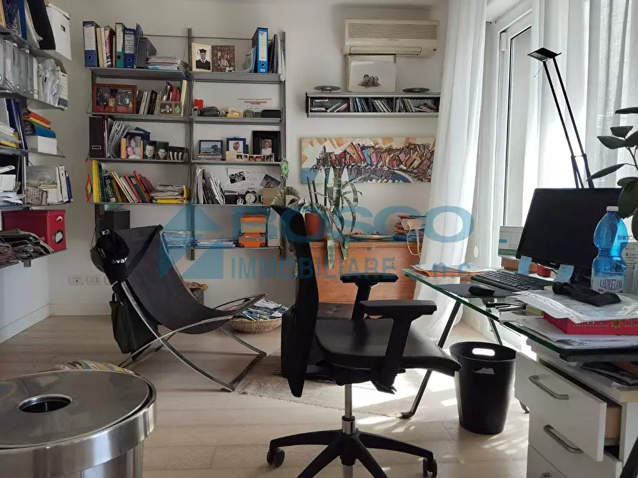 Immagine 33 di Pentalocale in vendita  in Costa di Murlo a La Spezia