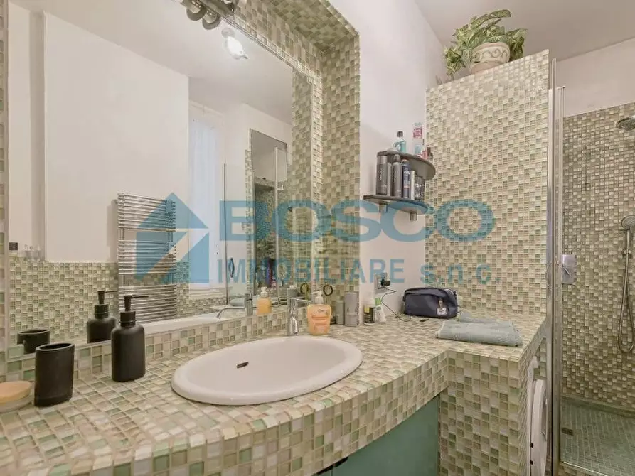 Immagine 8 di Pentalocale in vendita  in Via XX Settembre 166 a La Spezia