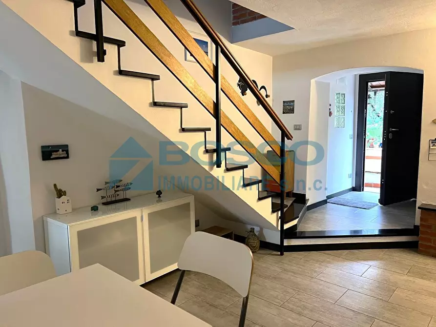 Immagine 12 di Casa bifamiliare in vendita  in Via Canale a Castelnuovo Magra