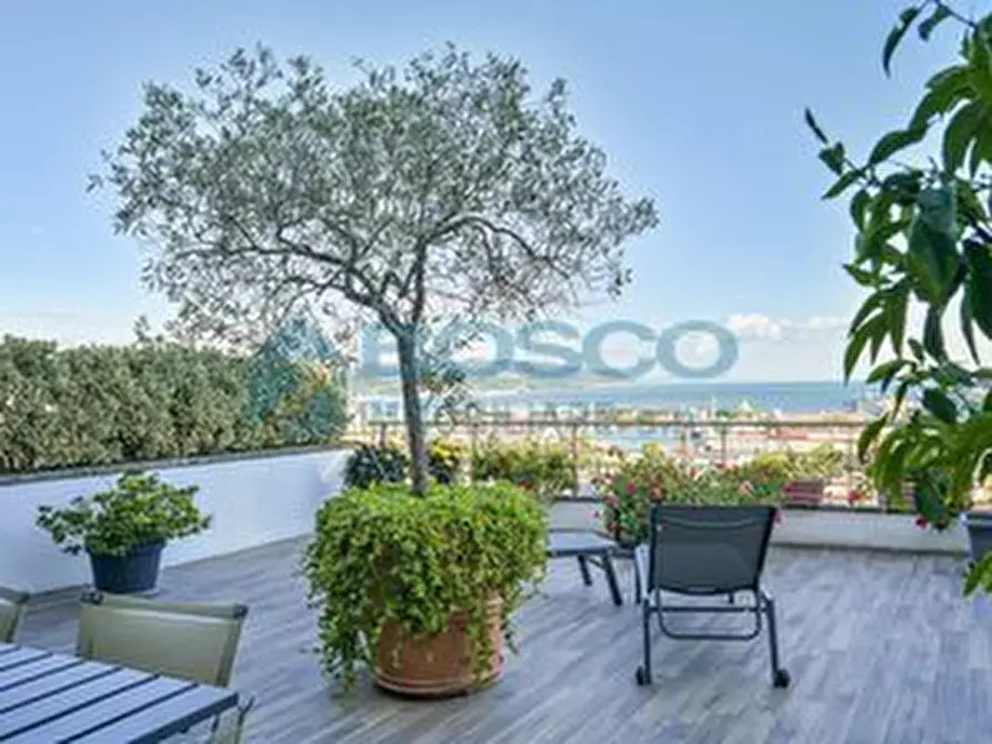 Immagine 44 di Pentalocale in vendita  in Costa di Murlo a La Spezia