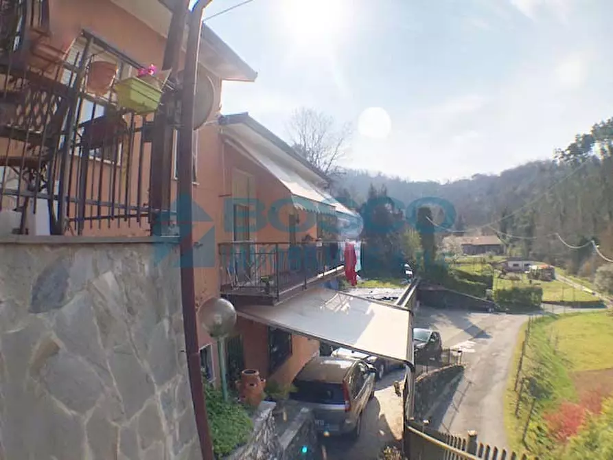 Immagine 4 di Porzione di casa in vendita  in Borgo Mitiliano 95 a Vezzano Ligure