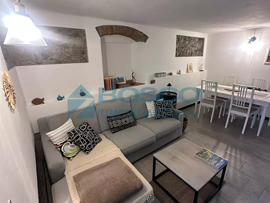 Immagine 54 di Casa bifamiliare in vendita  in Via Canale a Castelnuovo Magra