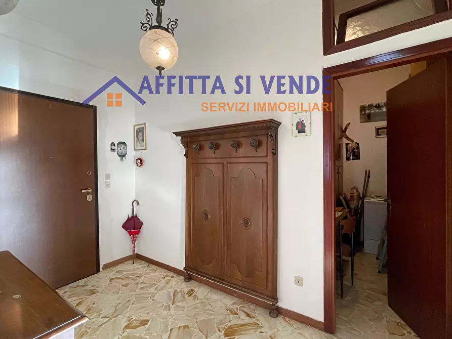 Immagine 12 di Pentalocale in vendita  in Via Paternò 81 a Siracusa