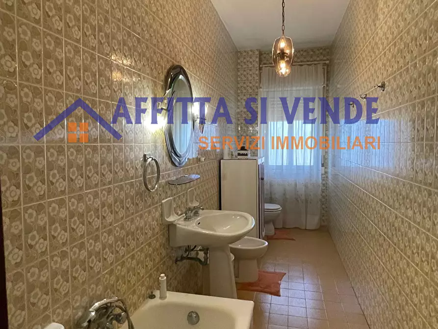 Immagine 9 di Pentalocale in vendita  in Via Paternò 81 a Siracusa