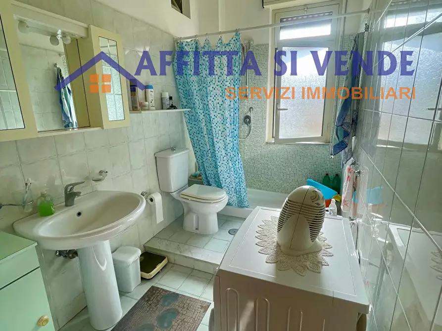 Immagine 26 di Pentalocale in vendita  in Via Filisto 36 a Siracusa