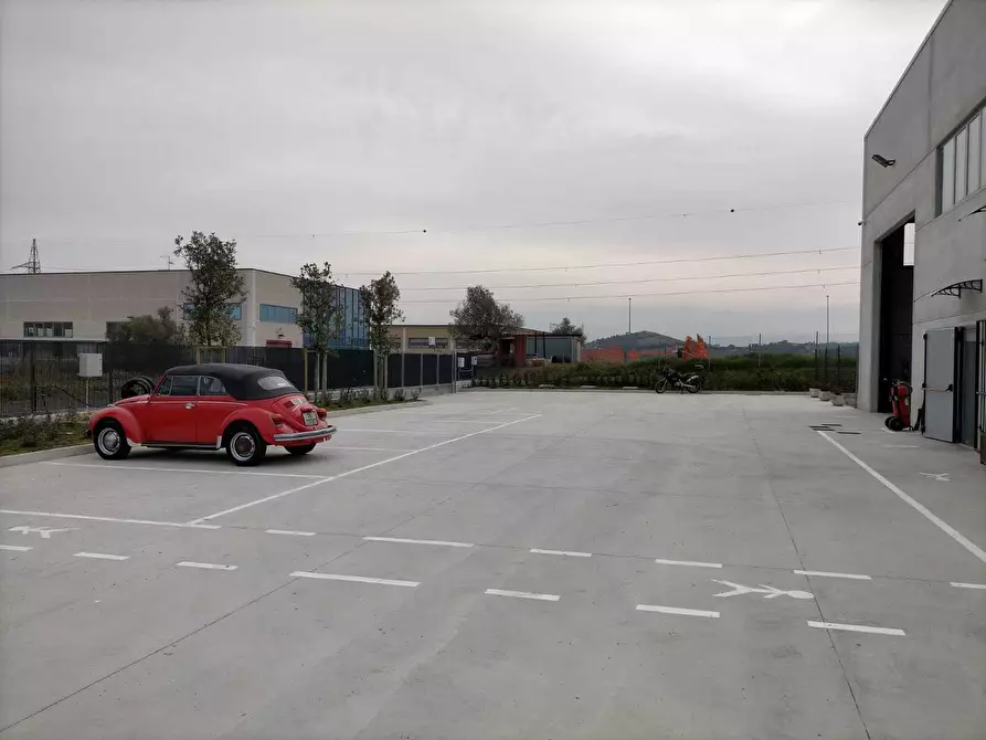 Immagine 17 di Attività artigianale in vendita  in città sant'angelo a Chieti