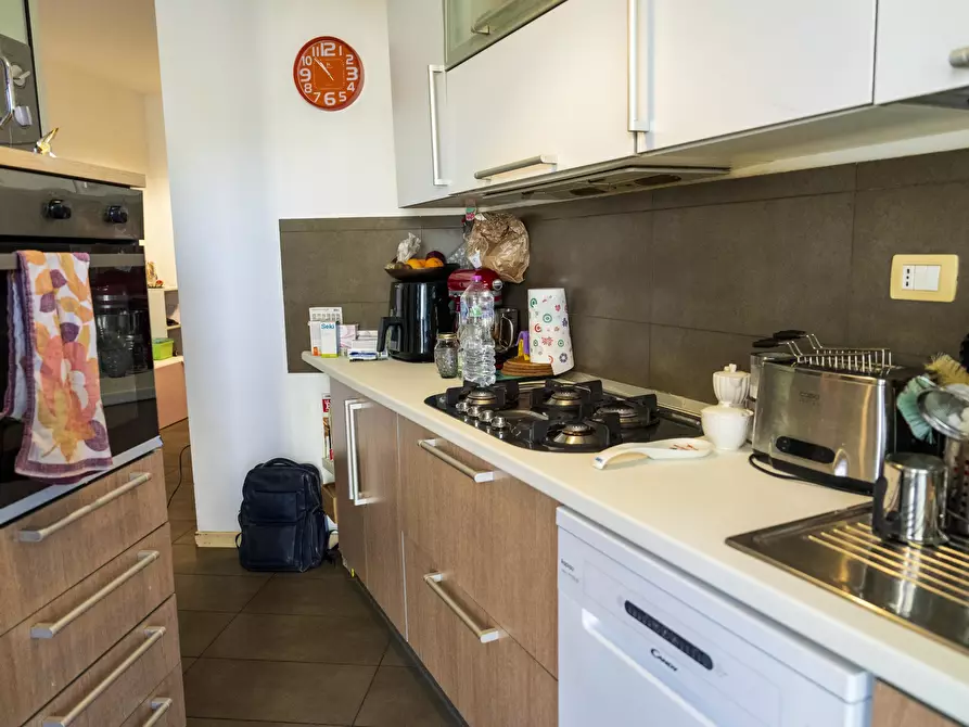 Immagine 13 di Trilocale in vendita  a Pescara