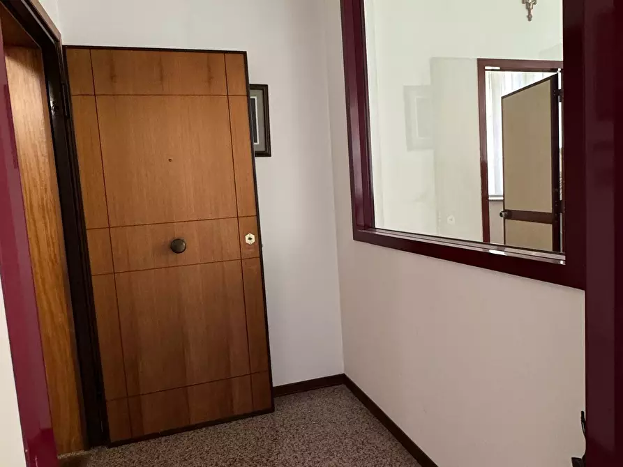 Immagine 6 di Ufficio in affitto  a Pescara