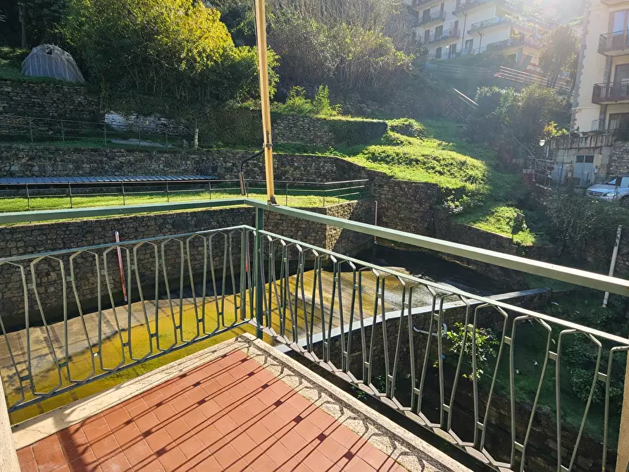 Immagine 17 di Trilocale in vendita  a Rapallo
