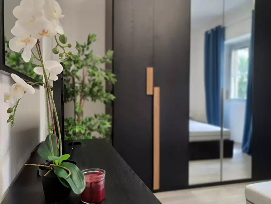 Immagine 7 di Bilocale in vendita  a Recco