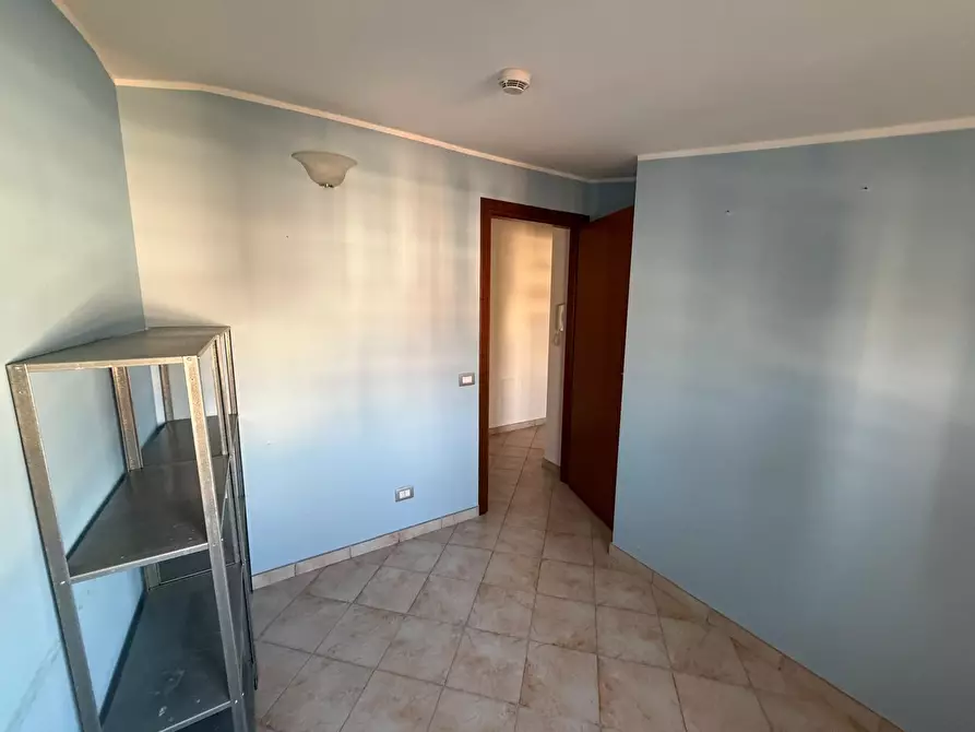 Immagine 7 di Ufficio in affitto  a Fiano Romano