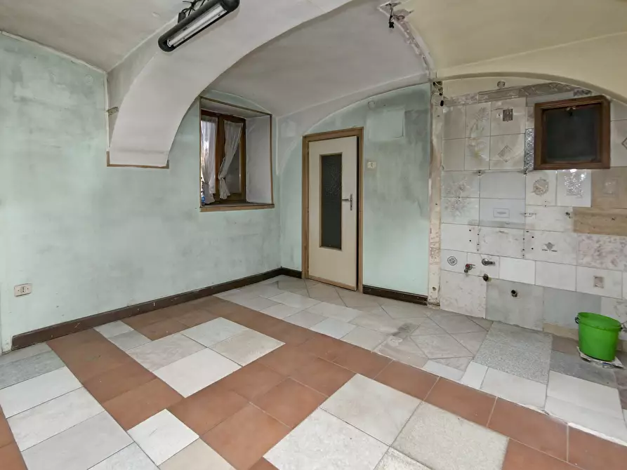 Immagine 28 di Porzione di casa in vendita  in via salvatore mura 18 a Front