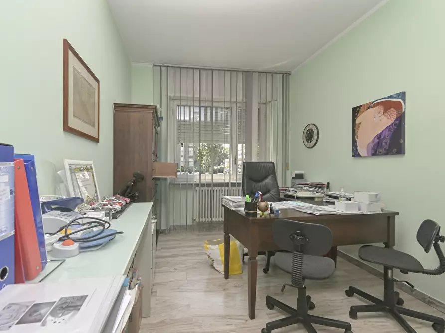 Immagine 27 di Ufficio in vendita  in Corso Monte Cucco 85 a Torino
