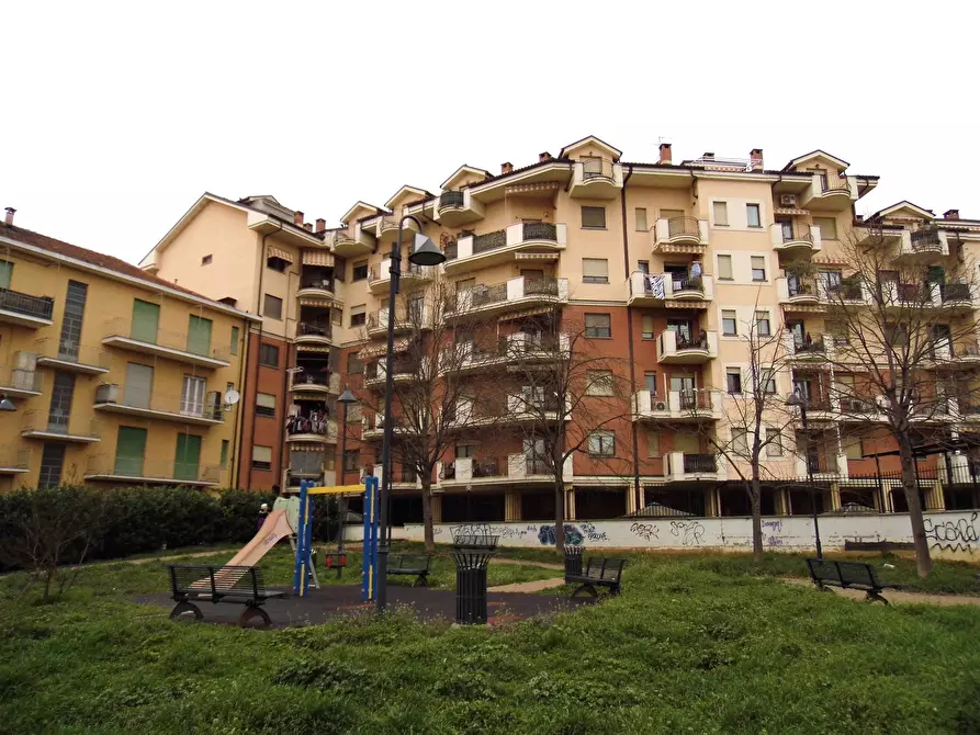 Immagine 13 di Attico in vendita  in Strada Carignano 25 a Moncalieri