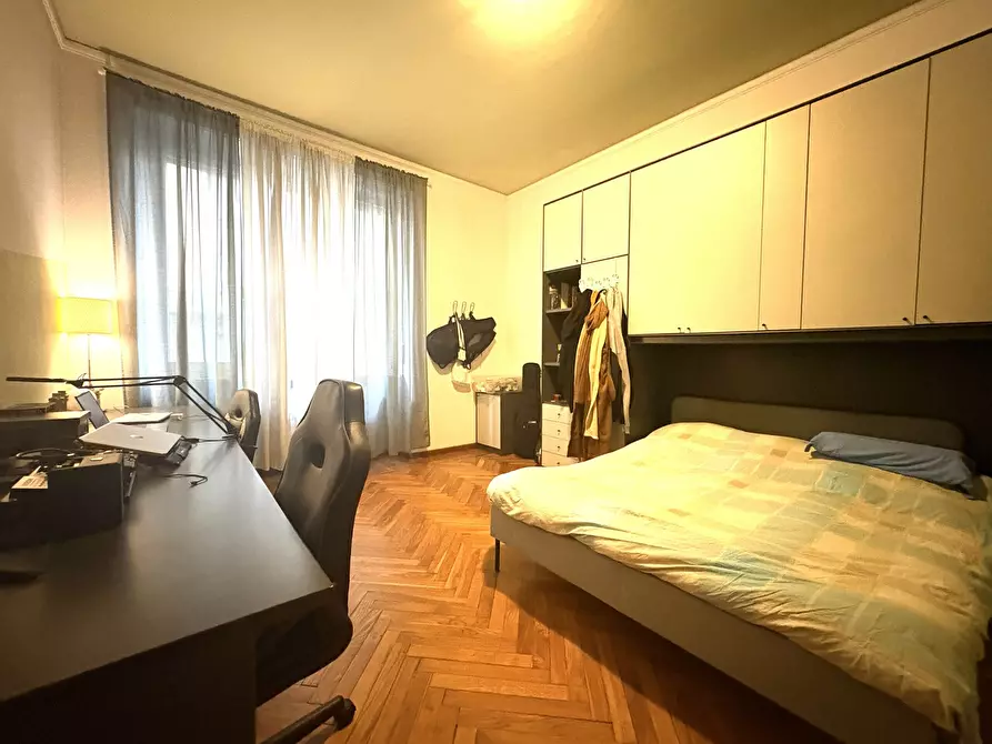 Immagine 9 di Trilocale in vendita  in VIA EVANGELISTA TORRICELLI 70 a Torino