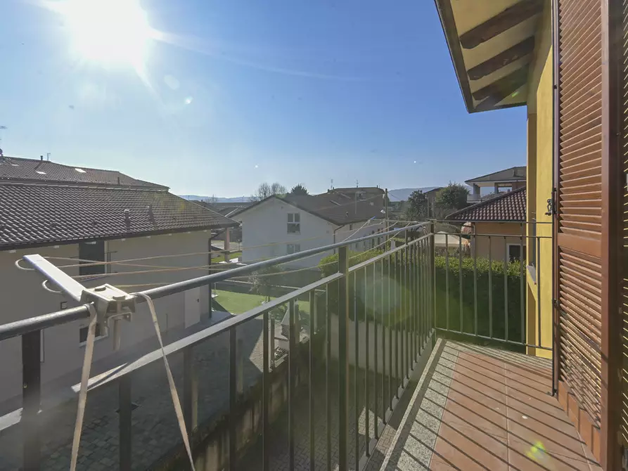 Immagine 29 di Quadrilocale in vendita  in Via Guido Gozzano 48 a Strambino