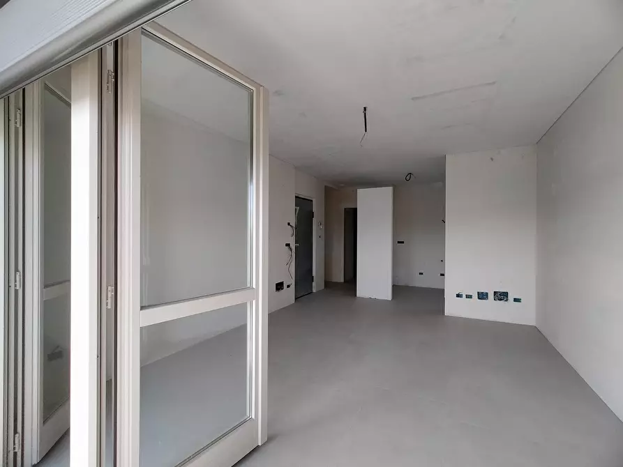 Immagine 12 di Bilocale in vendita  in Via Pietro Cossa 105 a Torino