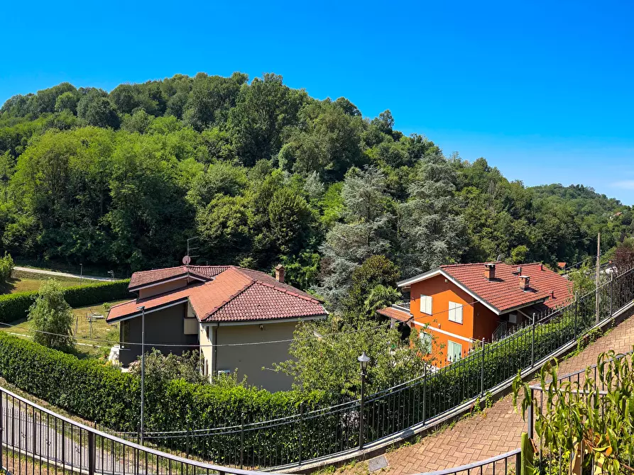 Immagine 1 di Quadrilocale in vendita  in Strada Valle Massa 34 a Castiglione Torinese