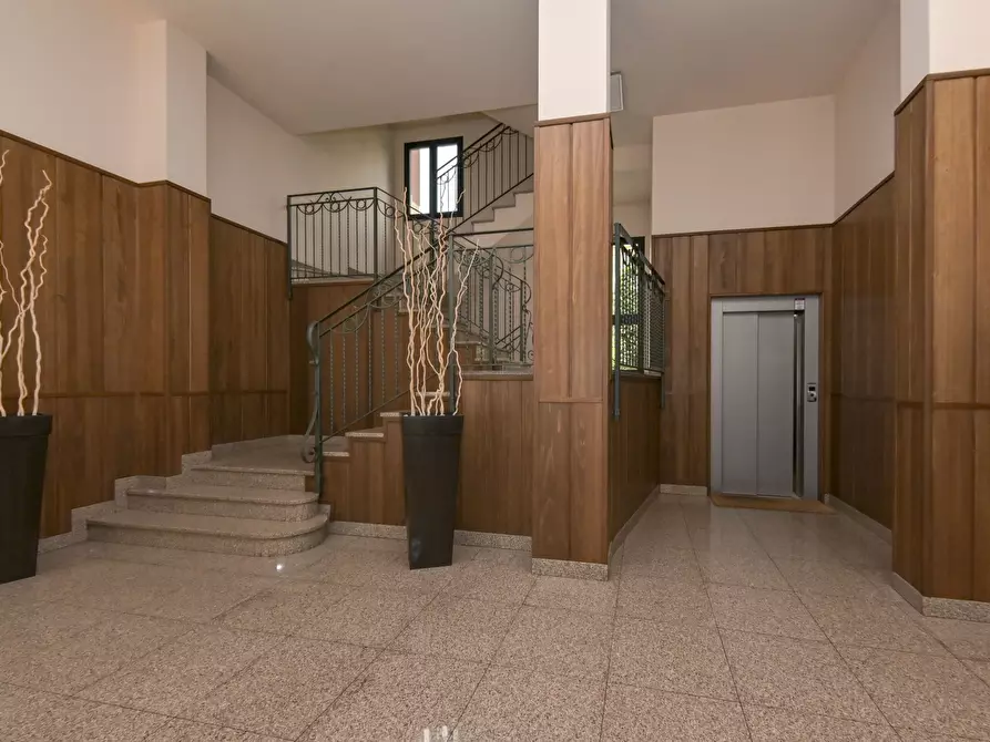 Immagine 3 di Mansarda in vendita  in Via Tirreno 155 a Torino