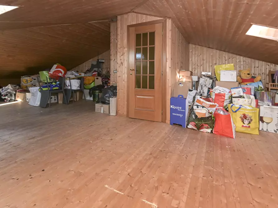 Immagine 42 di Quadrilocale in vendita  in Via Guido Gozzano 48 a Strambino