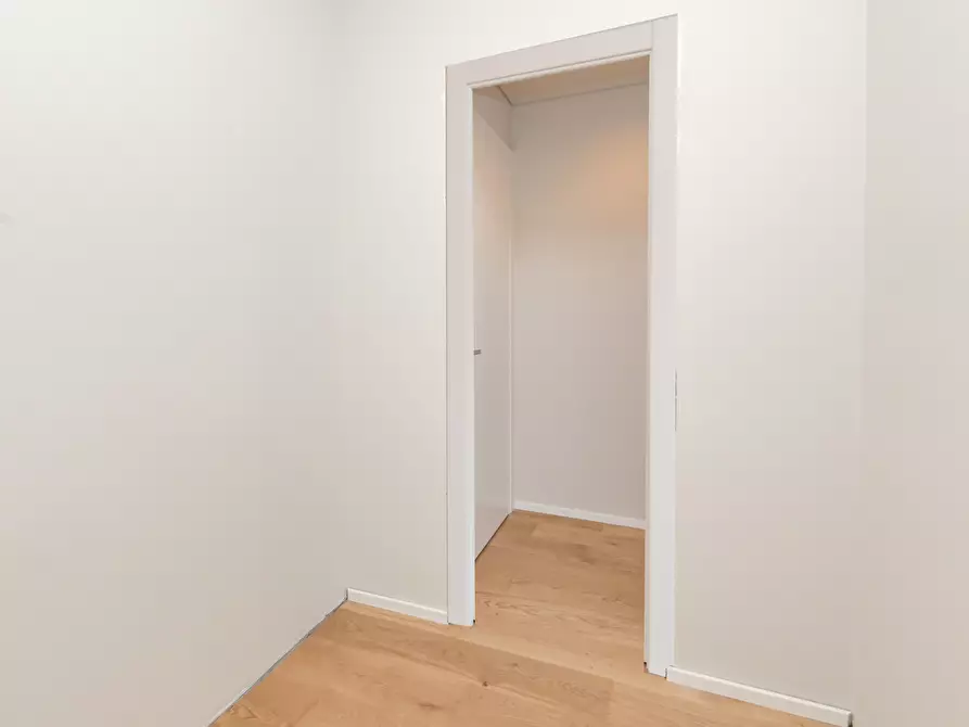 Immagine 34 di Quadrilocale in vendita  in Via Eusebio Bava 20 bis a Torino