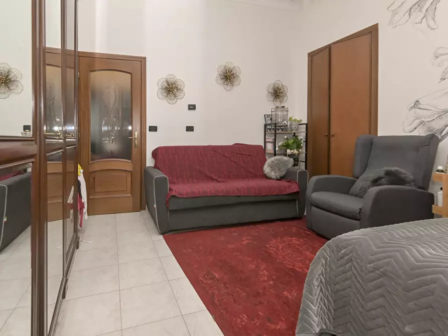 Immagine 24 di Bilocale in vendita  in Via Genola 17 a Torino