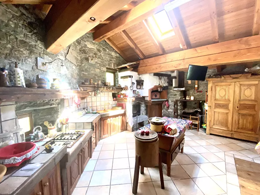 Immagine 10 di Baita in affitto  in Localita' Rovinal San Jacques 1 a Ayas