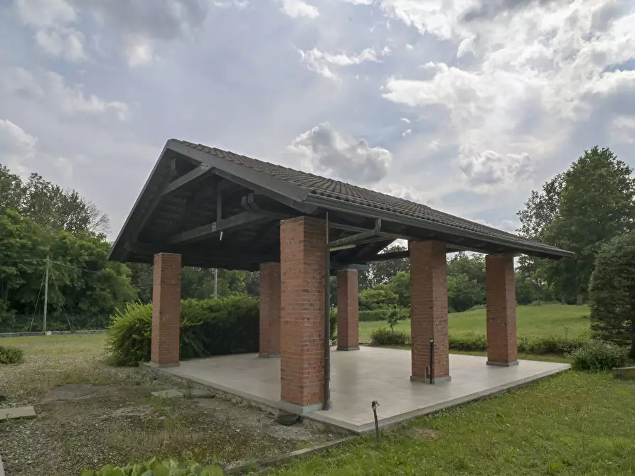 Immagine 7 di Agriturismo in vendita  in Via Vauda 56 a Lombardore