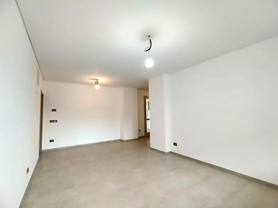 Immagine 8 di Trilocale in vendita  in Via Pietro Cossa 105 a Torino
