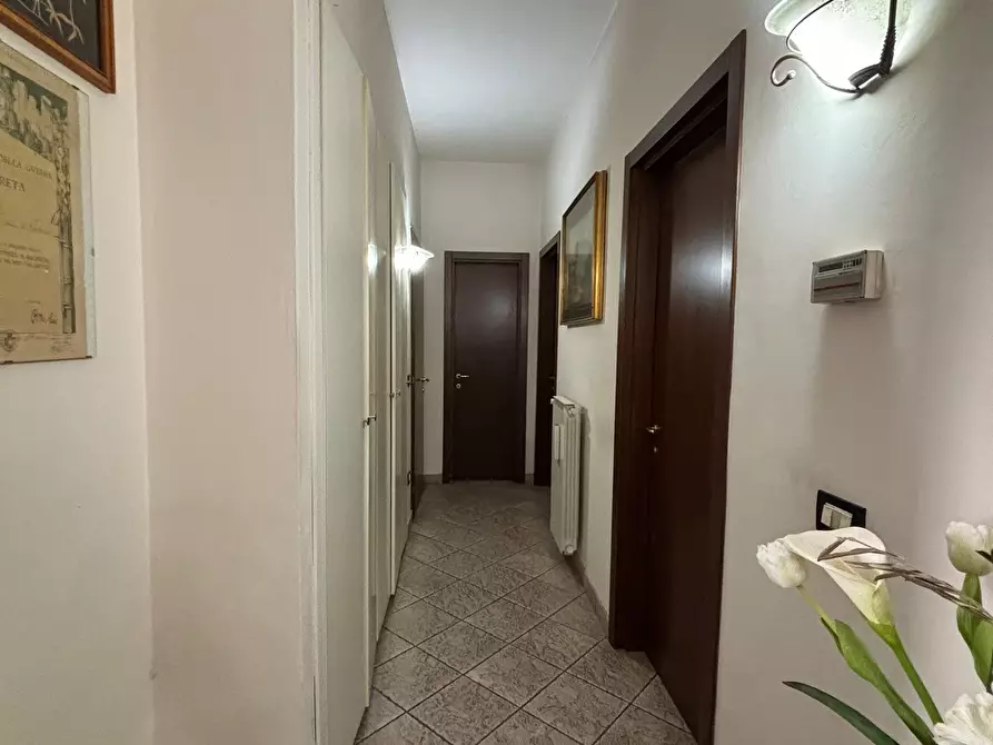 Immagine 3 di Villa in vendita  a Pisa