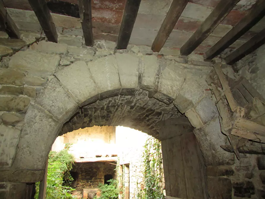 Immagine 32 di Rustico / casale in vendita  a Todi