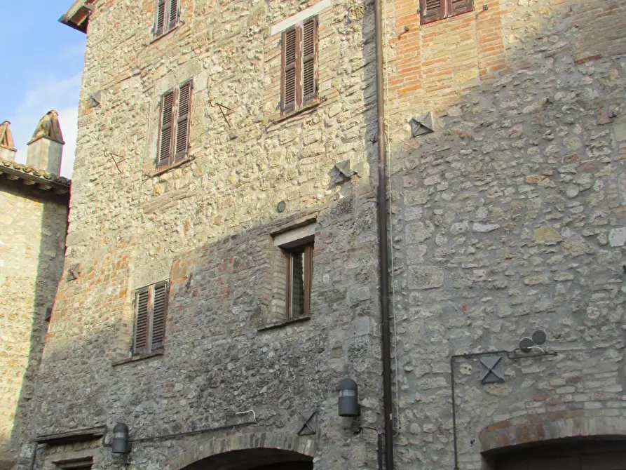 Immagine 21 di Appartamento in vendita  a Massa Martana