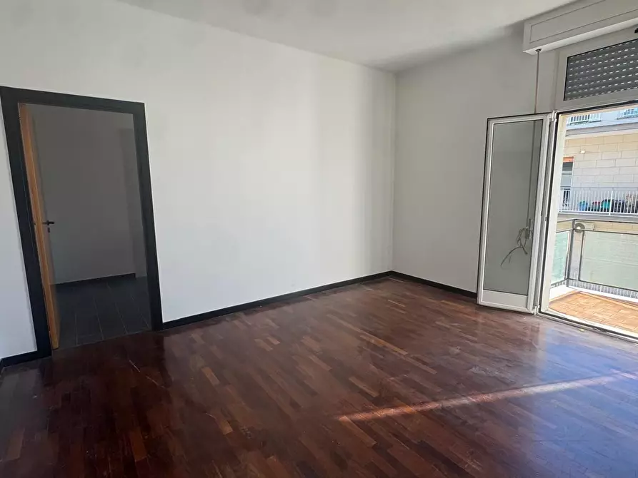 Immagine 15 di Trilocale in vendita  in Via Fratelli Bandiera a Monopoli