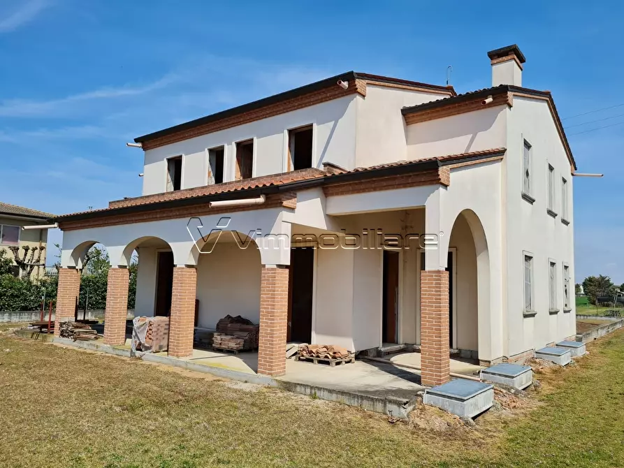 Immagine 1 di Casa bifamiliare in vendita  in via spello s.n.c. a Poiana Maggiore