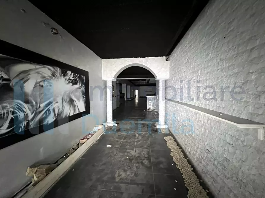 Immagine 15 di Locale commerciale in vendita  a Ozzano Dell'emilia