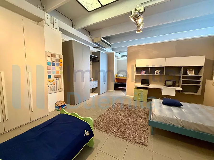 Immagine 20 di Attività commerciale in vendita  a Valsamoggia