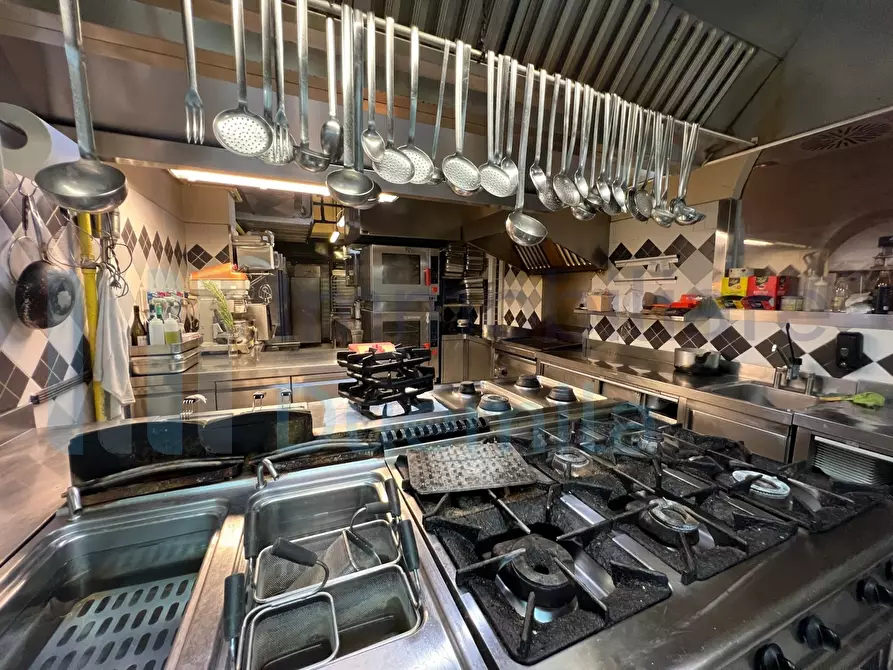 Immagine 32 di Bar / Ristorante in vendita  a Bologna