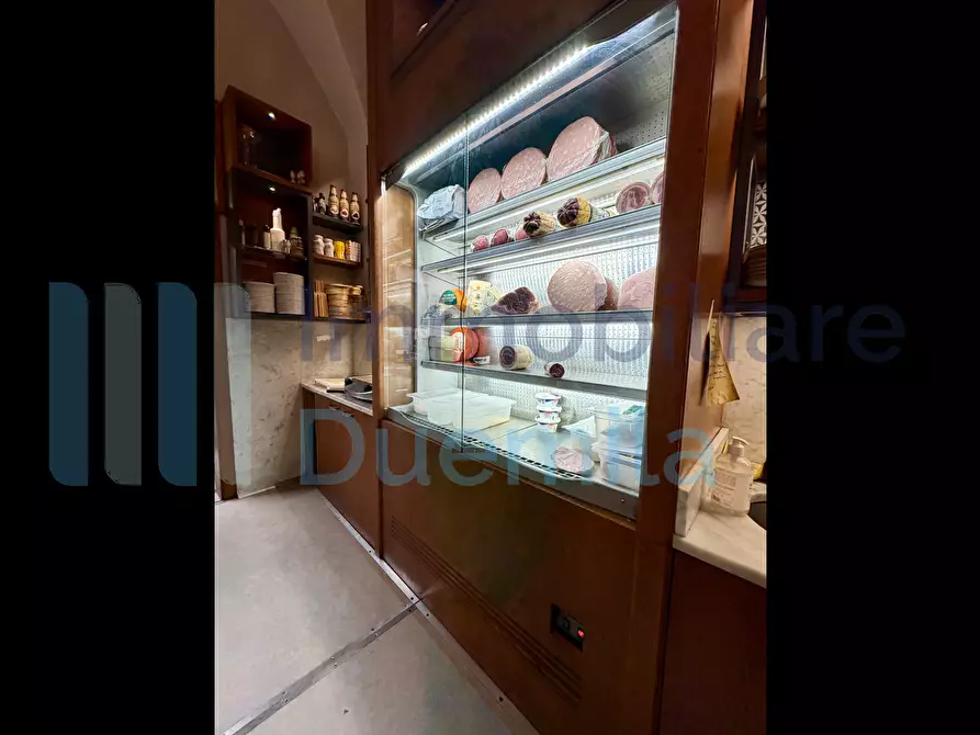 Immagine 28 di Bar / Ristorante in vendita  a Bologna