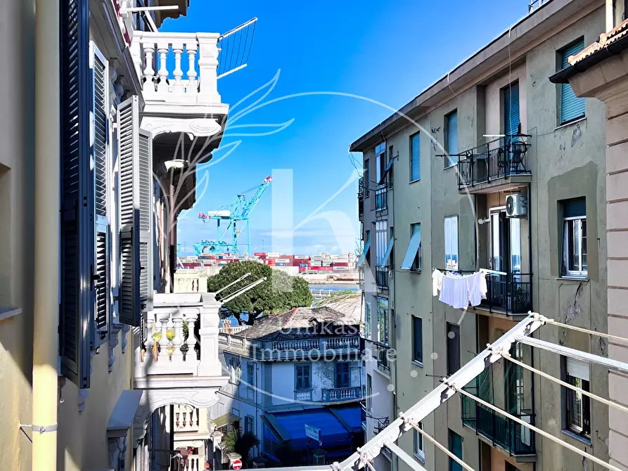 Immagine 13 di Quadrilocale in vendita  in Via Giuseppe Parini 14 a Vado Ligure