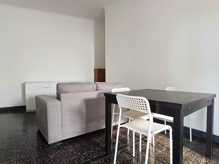 Immagine 9 di Bilocale in affitto  in Via Marmorassi a Savona