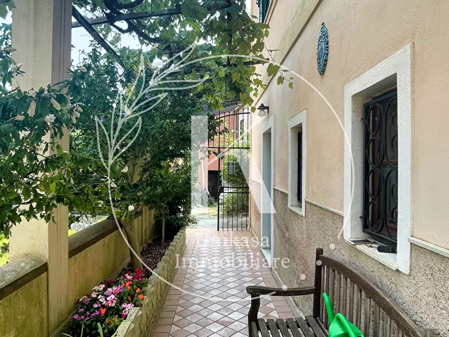 Immagine 22 di Casa indipendente in vendita  in Via Santuario a Savona