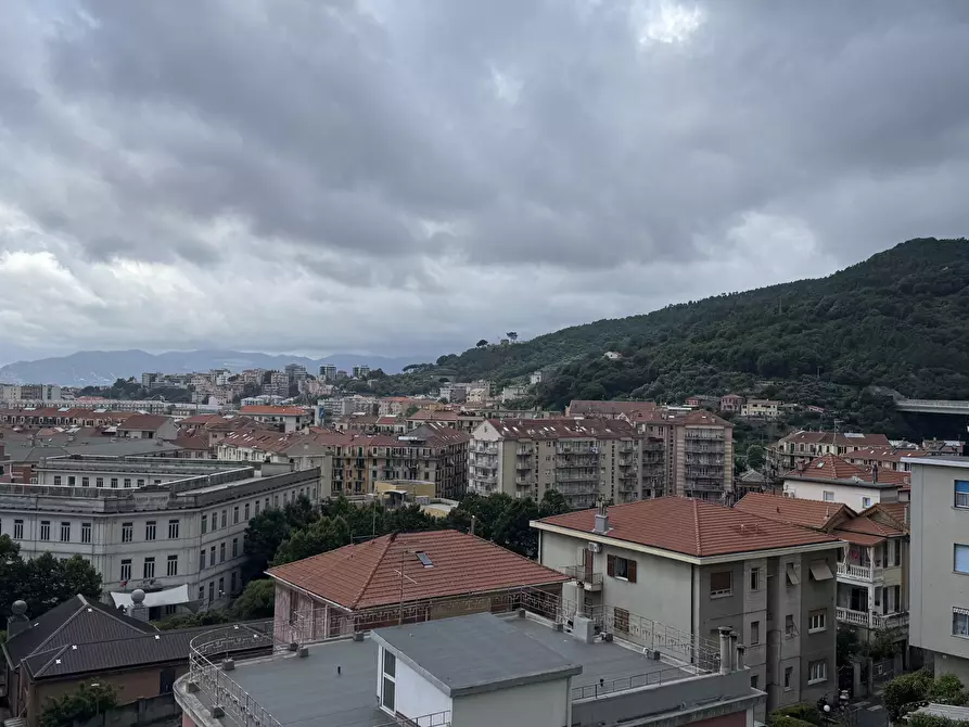 Immagine 2 di Trilocale in vendita  in Via Privata Istria a Savona
