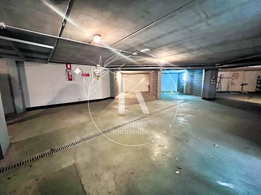 Immagine 9 di Garage in vendita  in via Mentana a Savona